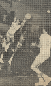 Erwin Jefferson passes to brother Paul